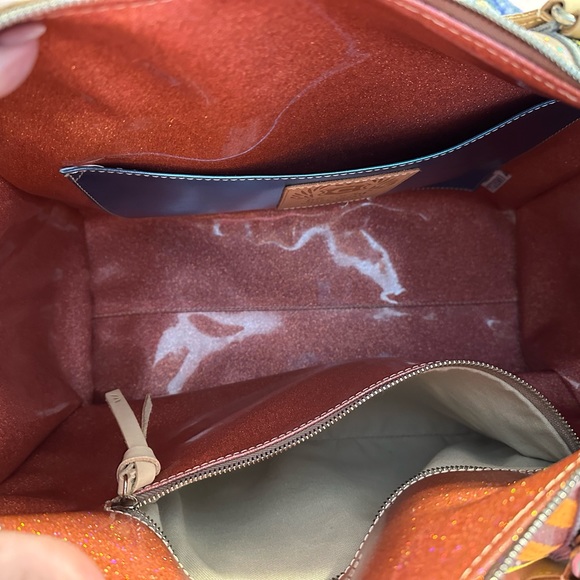 Consuela Veronica Jetsetter - Picture 2 of 7